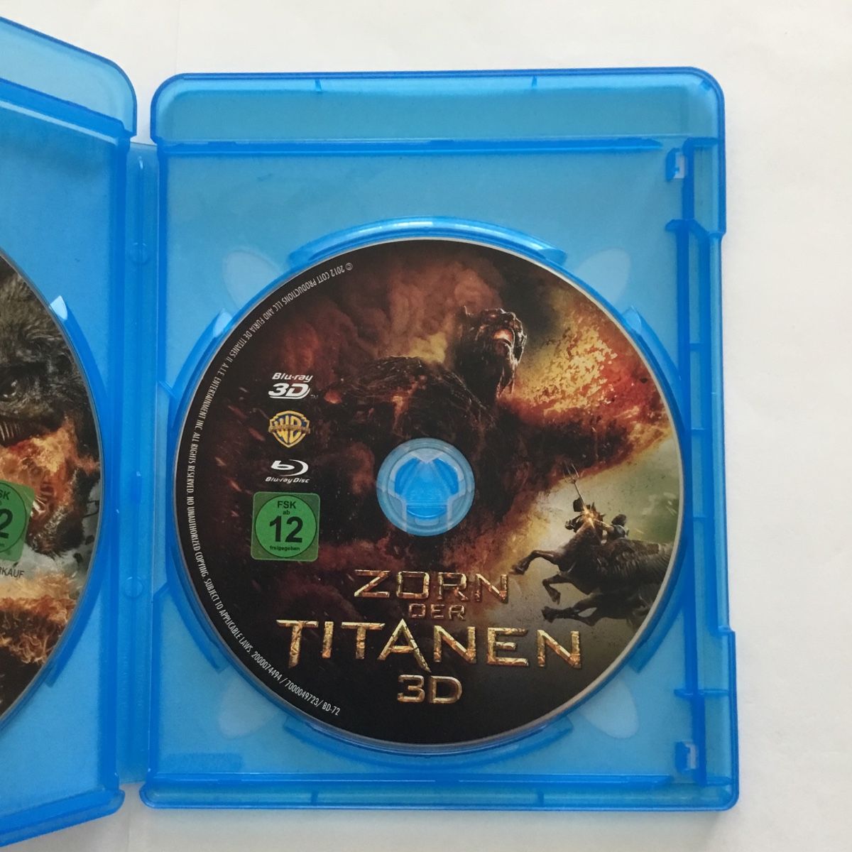 Tutti i DVDs: Zorn der Titanen Blu Ray 3D + 2D - 2 Disc – Nuovo (secondo la descrizione) da Blauen venduto da berlingo65 2