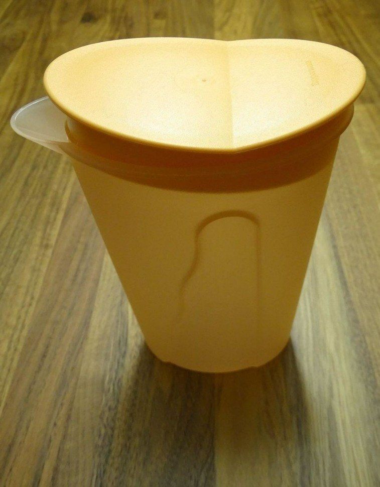 Tupperware Contenitori & Simili: Tupperware Aquakrug 1l orange – Usato da Unterkulm venduto da Wschwend 3