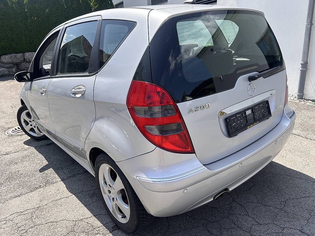 Autos: Mercedes Benz A200 – D'occasion à eichberg par eastern69