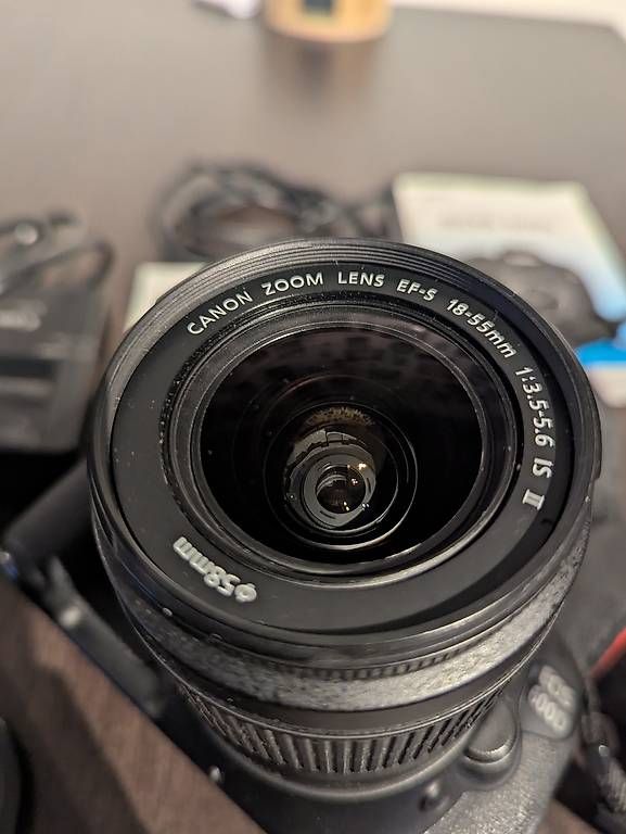 Canon Appareil photo: Canon EOS 600D inkl. Extra-Akku und Polfilter – D'occasion à Winterthur par Calliguan 2