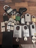 Konvolut aus Schlösser und Zylinder 