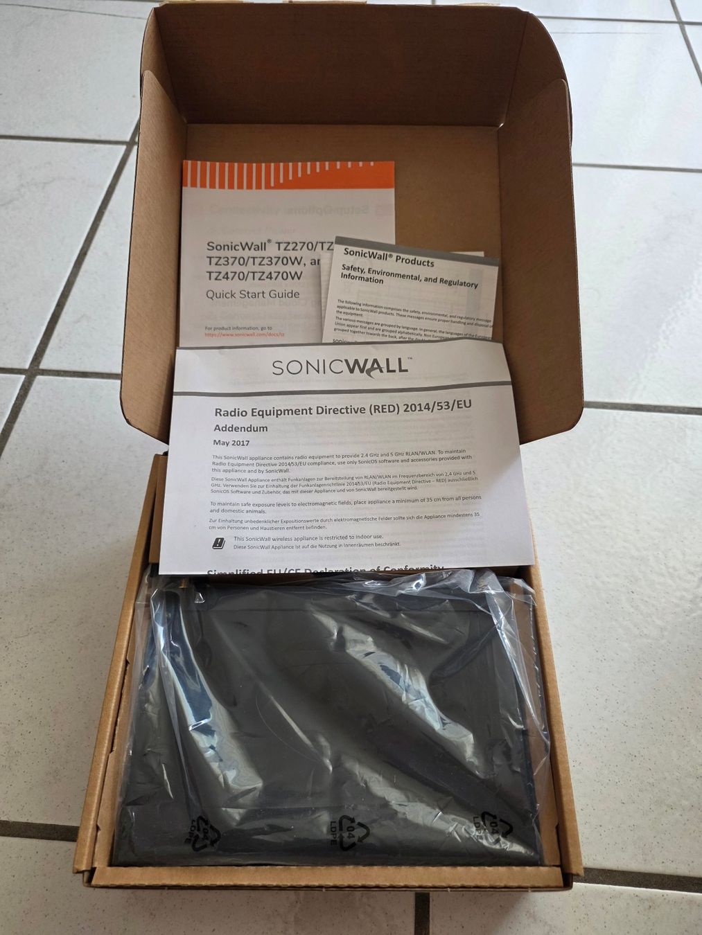 Sonicwall Firewall: SonicWall TZ370W WLAN Firewall Router – Usato da Aarburg venduto da Pomaroli 2