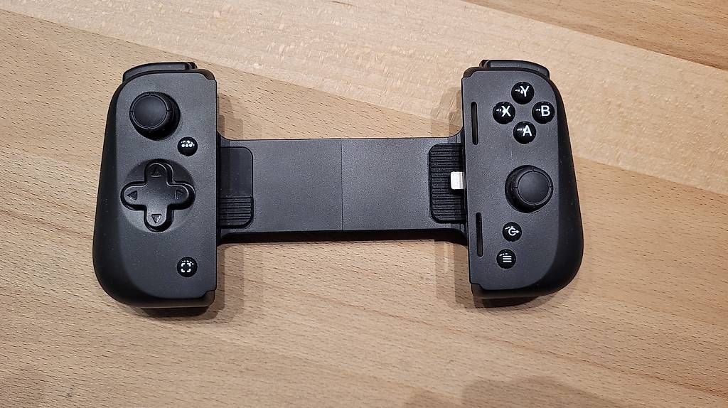 Konsolen: Kishi V2 Mobile Controller for iOS Razer – Gebraucht aus Lostorf von Takel