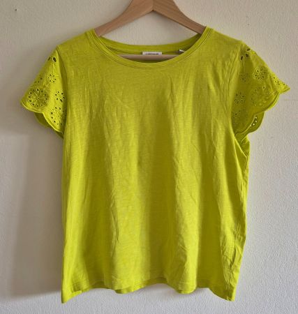 Esprit Sommershirt mit Lochstickerei, Bamwolle, Gr. L