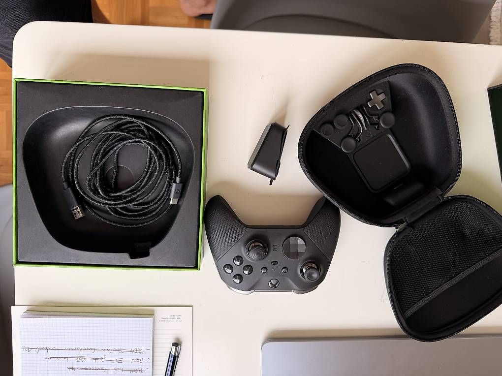 Controller: Manette Xbox Élite séries 2 – Usato da Grandvaux venduto da Xavier.21 1