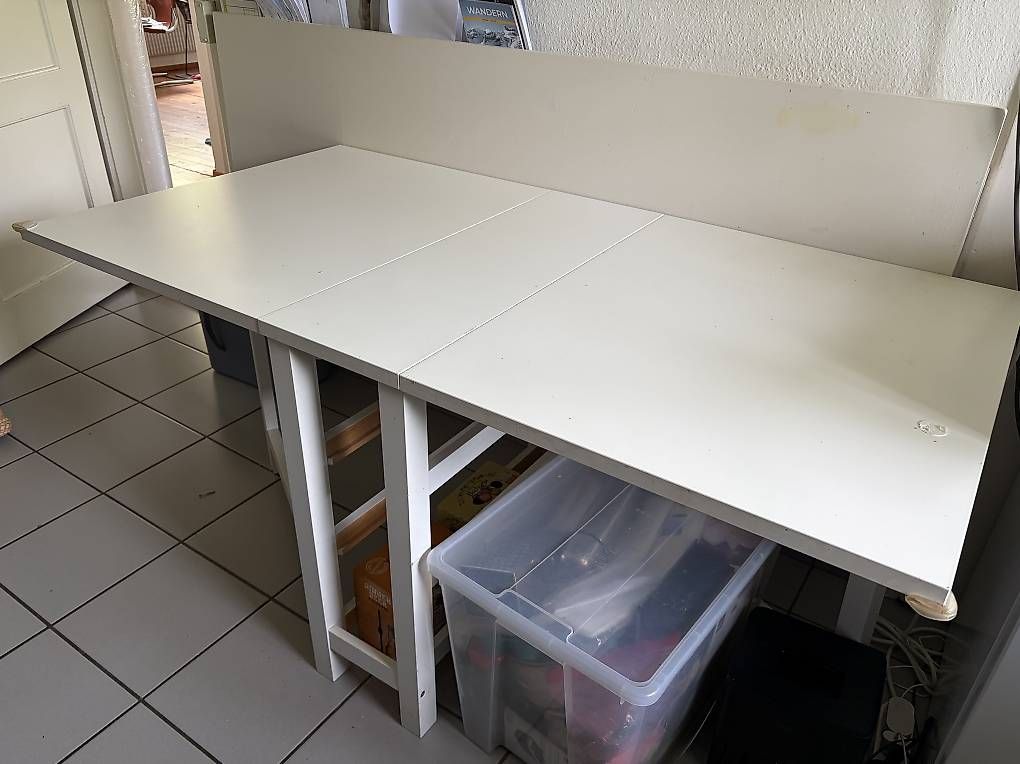 Tavoli: IKEA Klapptisch (ohne Schubladen) – Usato da Zollikerberg venduto da kajschi