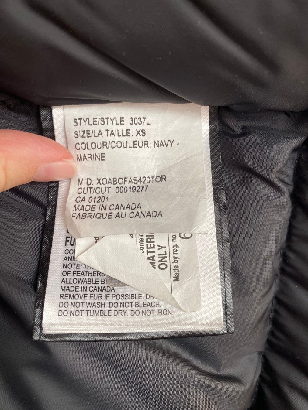 Canada Goose Mäntel: Canada Goose Parka navyblau Victoria – Gebraucht aus Zürich von cookiemonster2222 3