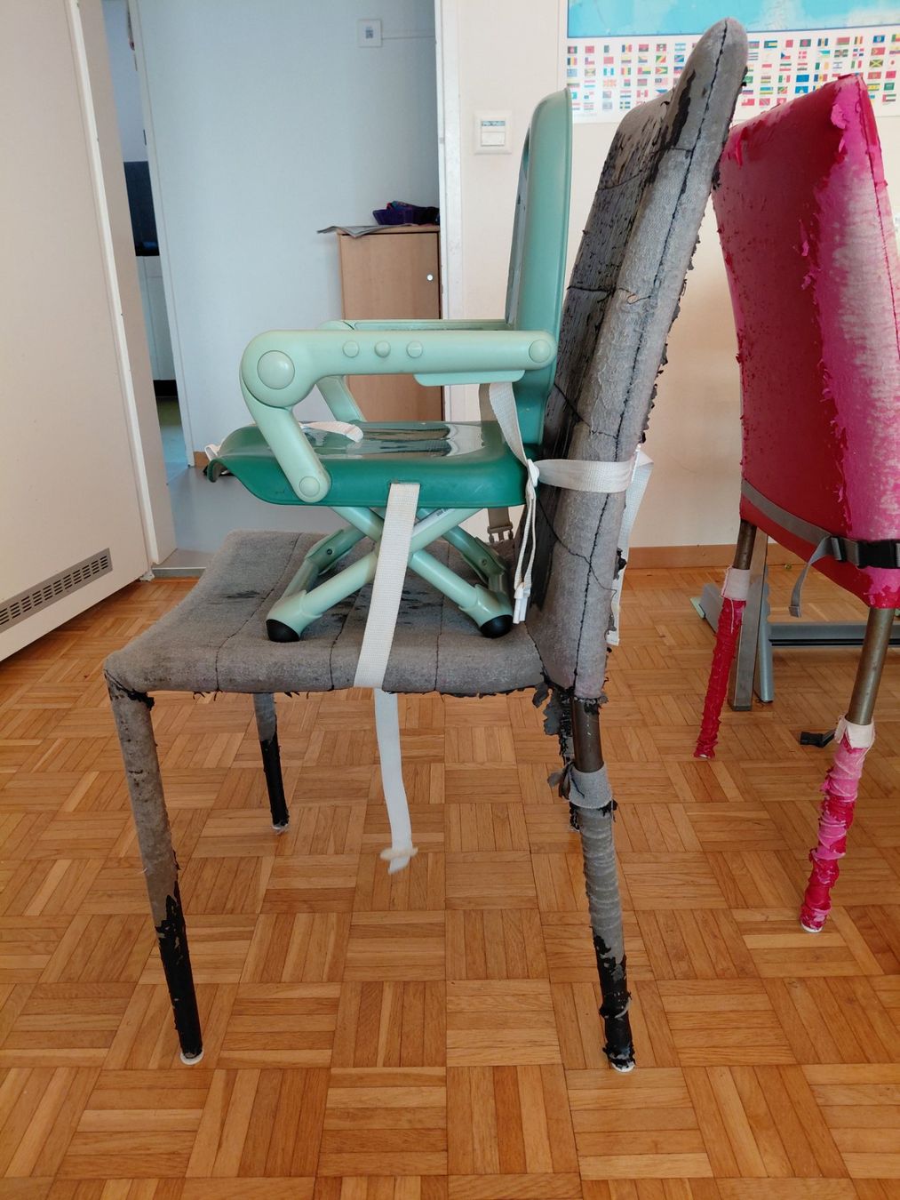 Stühle: Chicco Reise Kindersitz grün – Gebraucht aus Dietikon von Judi_J 3