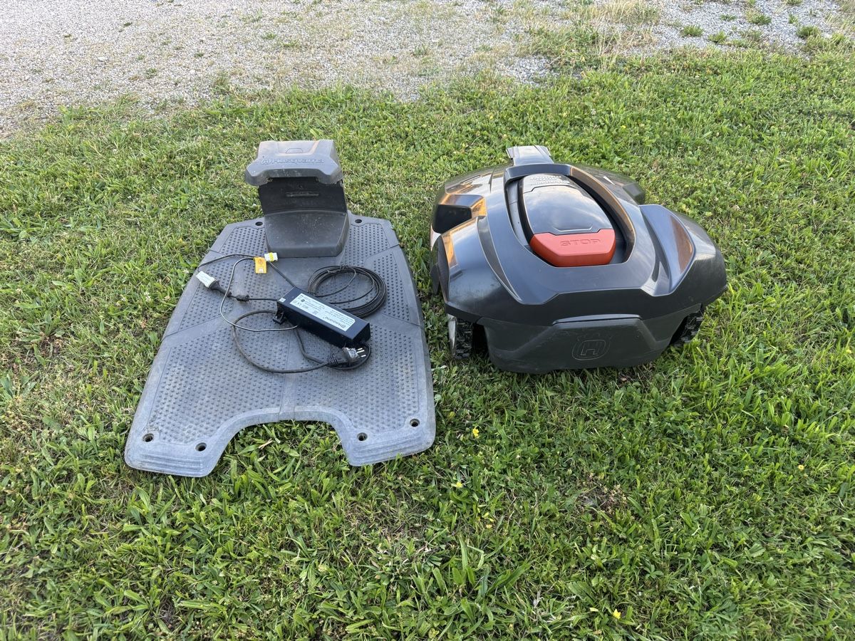 Husqvarna Rasenmäher: Husqvarna 420 Automower – Gebraucht aus Gossau SG von and_28vp 1