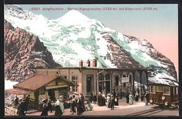Jungfraubahn an der Station Eigergletsch