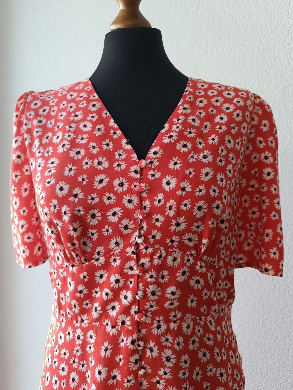Anna Field Kleider: Blumenkleid – Gebraucht aus Wolfwil von SecondOwner 1