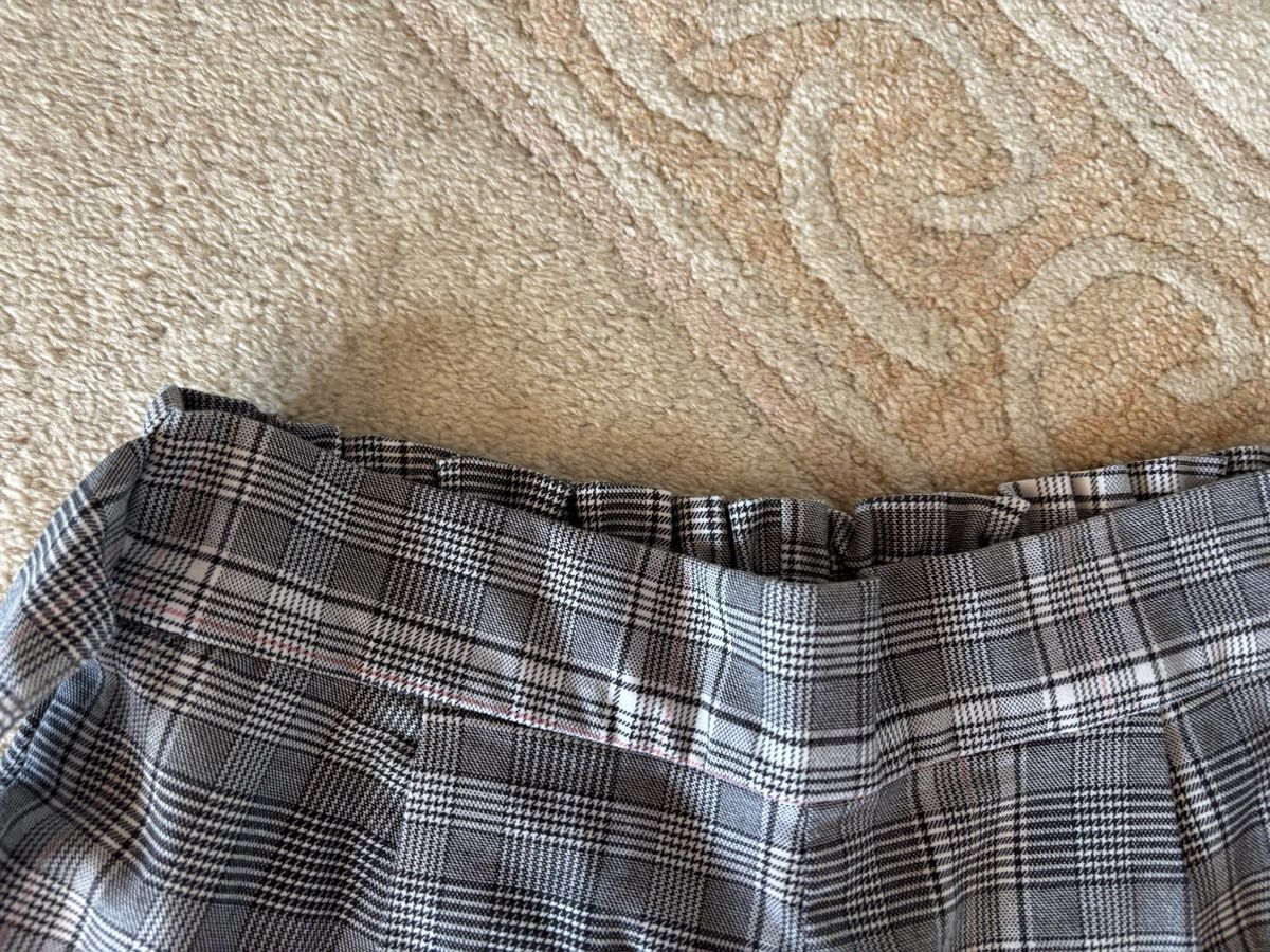 H&M Pantalons: Shorts – D'occasion à Eggersriet par car_w5cl 3