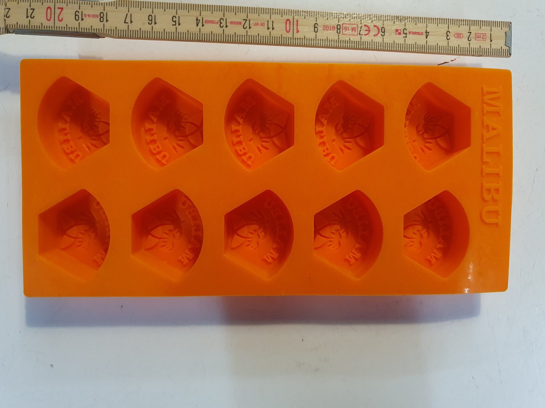 Elettrodomestici da cucina: Malibu Eiswürfelform – Usato da Zürich venduto da loosebone