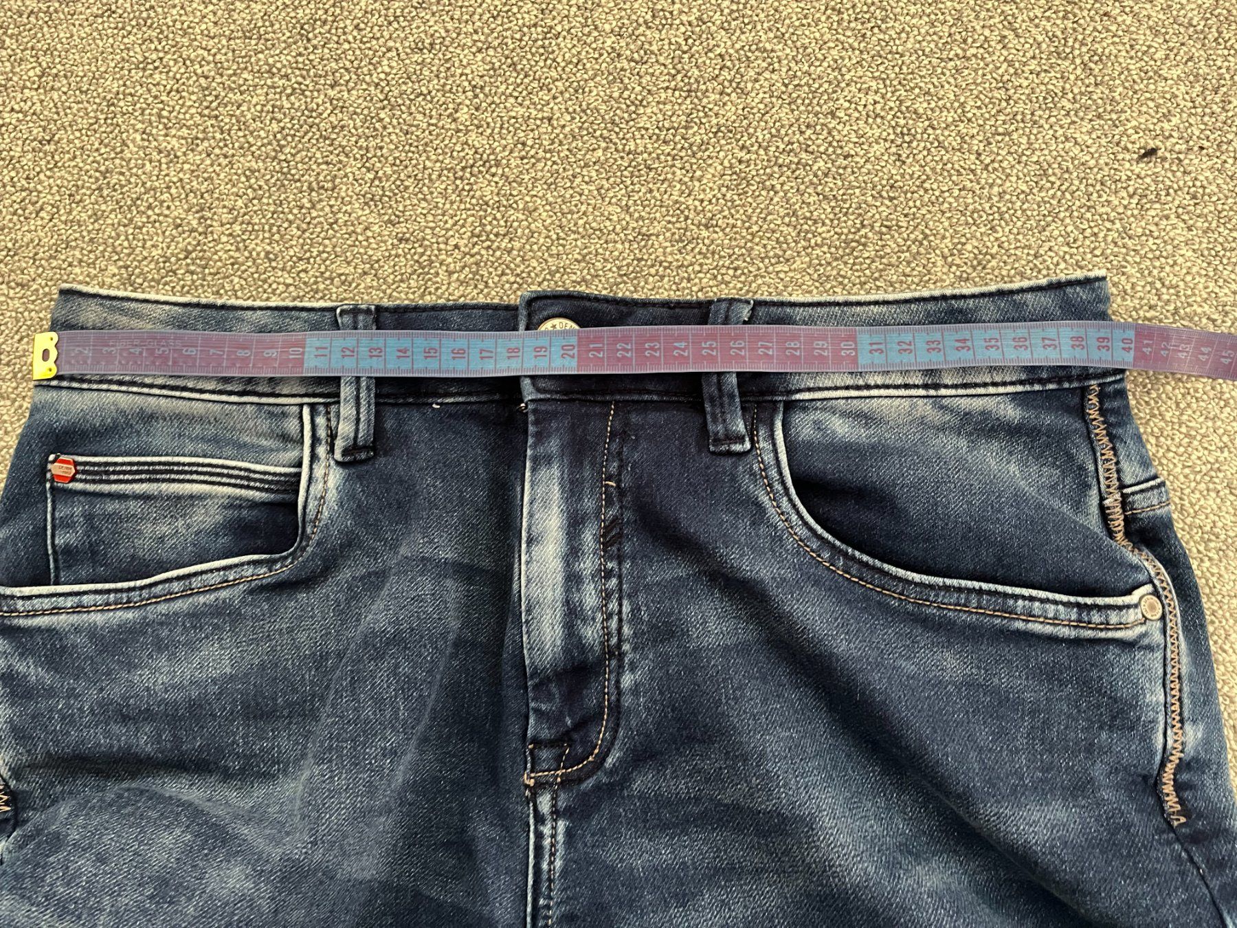 Pantaloni: Short Gr 30 – Nuovo (secondo la descrizione) da Rekingen AG venduto da nederland1 2