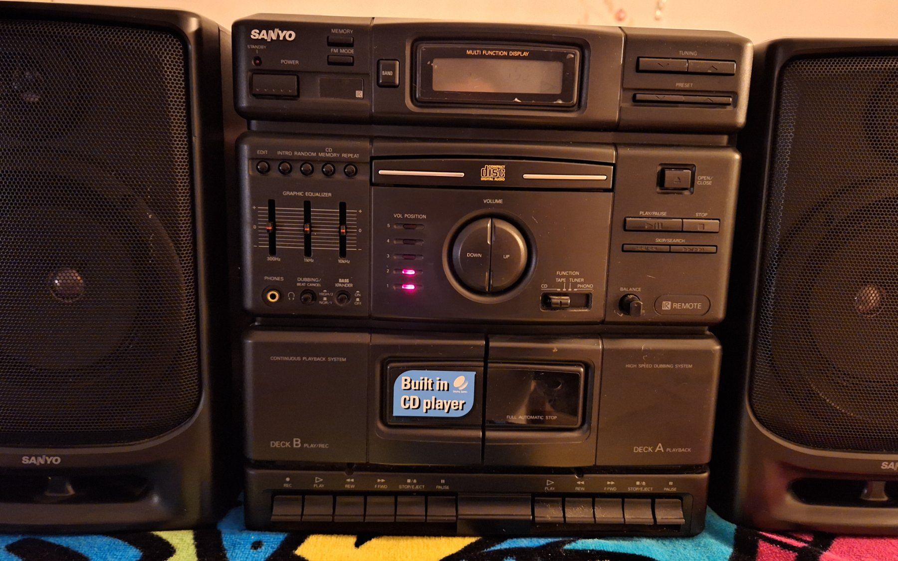 Sanyo Multimediaplayer & Streamer: Sanyo DC-D5u Mini Component System Retro 1980’s – Gebraucht aus Muri AG von Edlerweiss 1