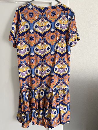 Sommerkleid bunt gemustert Gr. 44 Volantkleid Jerseykleid ne