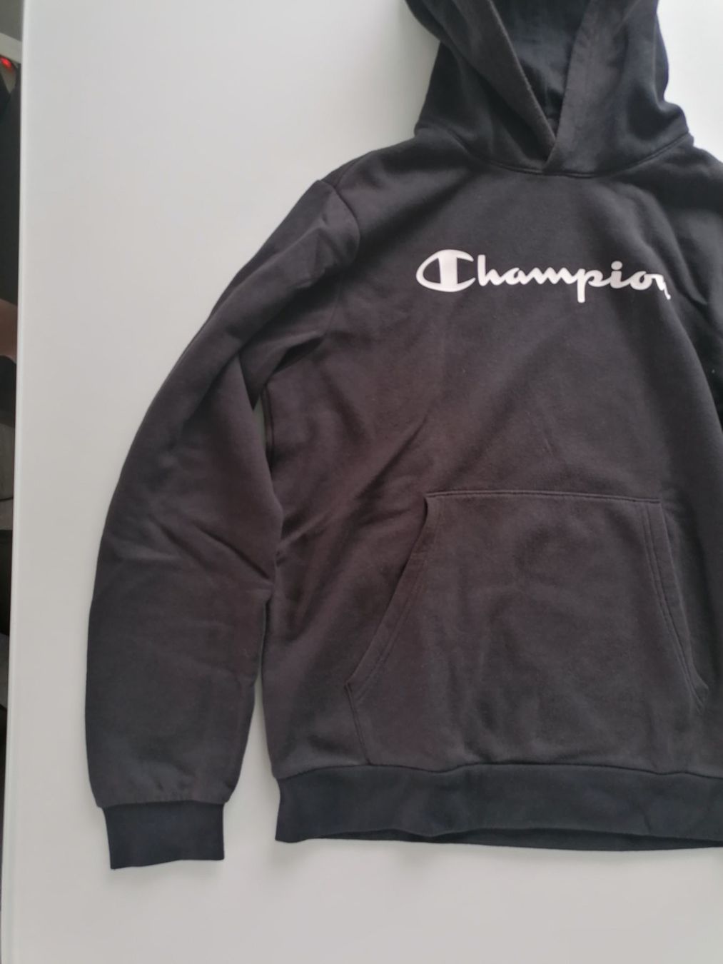 Champion Pullover & Sweatshirts: Boy Pullover CHAMPION 174/179 – Gebraucht aus Uster von Smilla07 2