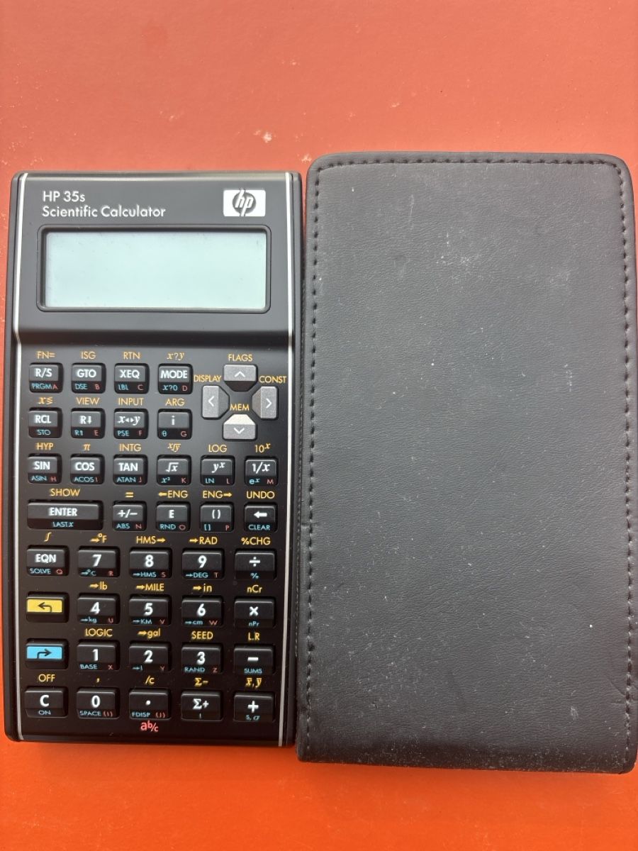 Calculatrices: Taschenrechner HP 35s – Neuf (Voir description) à Oberkirch LU par m.w02 2