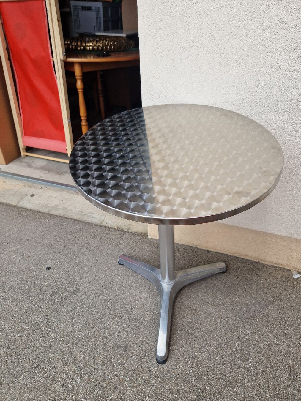 Tavoli: Runder Gartentisch mit Edelstahl-Look, Durchmesser 60cm – Usato da Mörigen venduto da Clio111 9