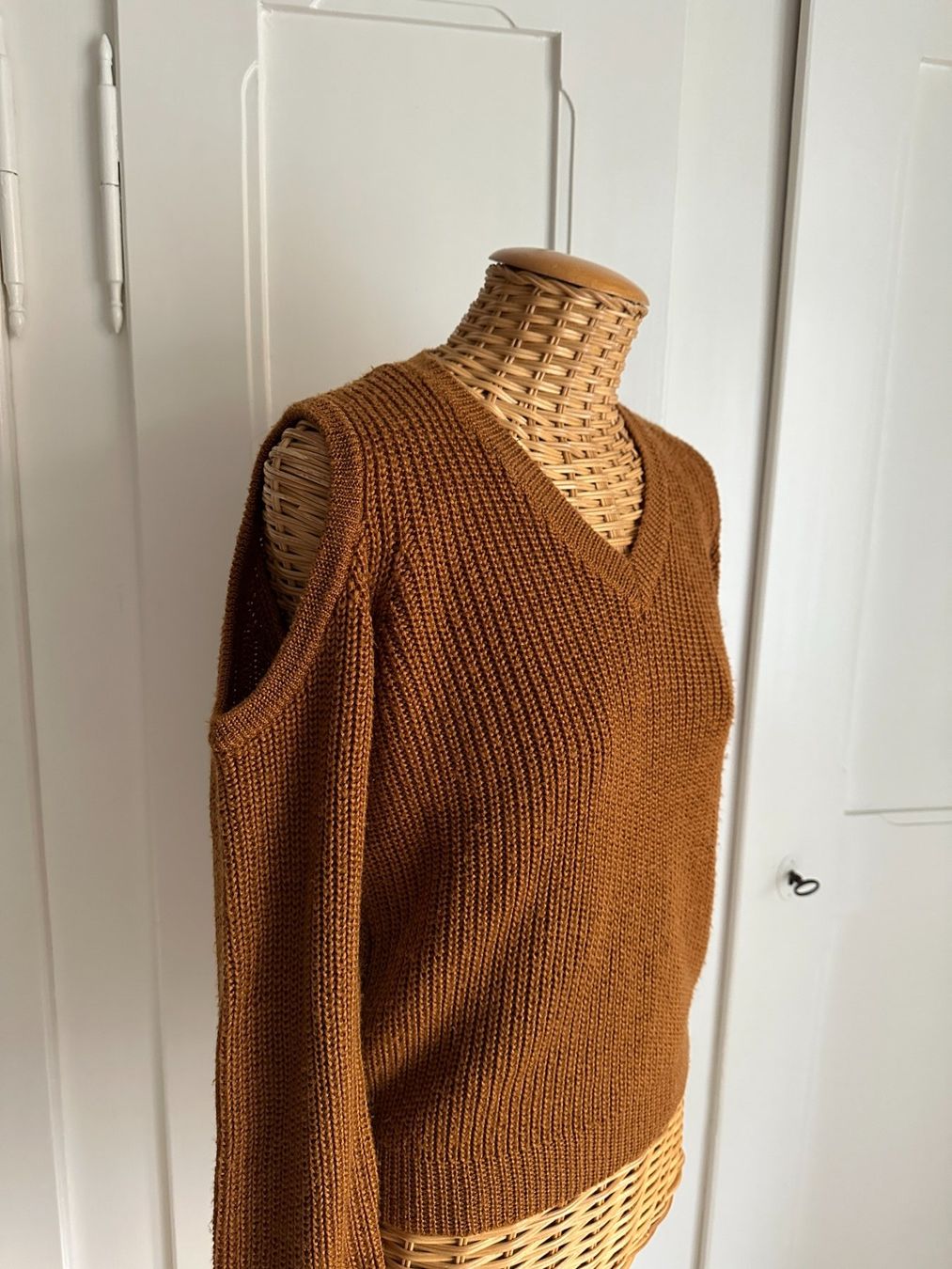 Pullover & Sweatshirts: LOVERS + FRIENDS - Strickpullover cognac XS – Gebraucht aus Zürich von Diazaio 1