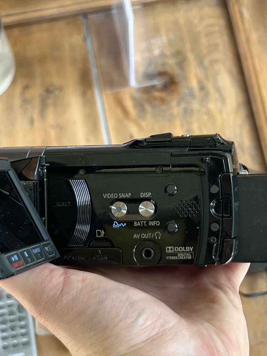 Canon Videocamere: Canon Legria HF200 – Usato da Sion venduto da Pastequejaune 6
