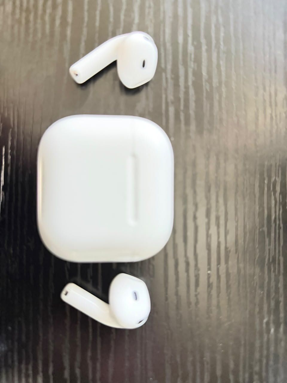 Apple Cuffie: Apple AirPods 4 – Usato da Zürich venduto da rob_b2gy 1