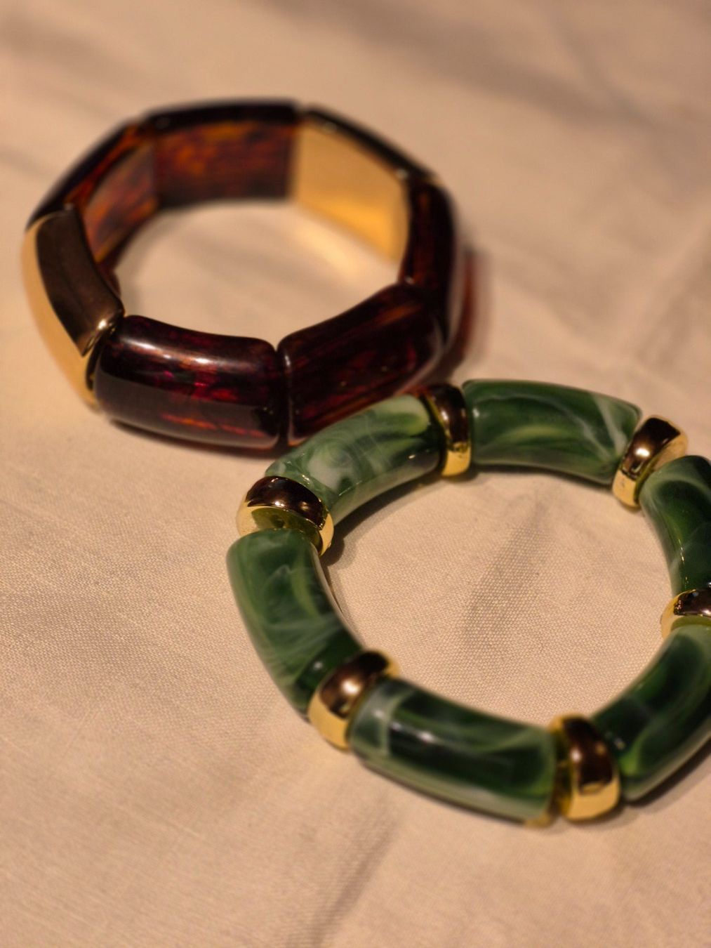 Armbänder & -reifen: 2 bracelets fantaisie – Gebraucht aus charmoille von mir_my9f