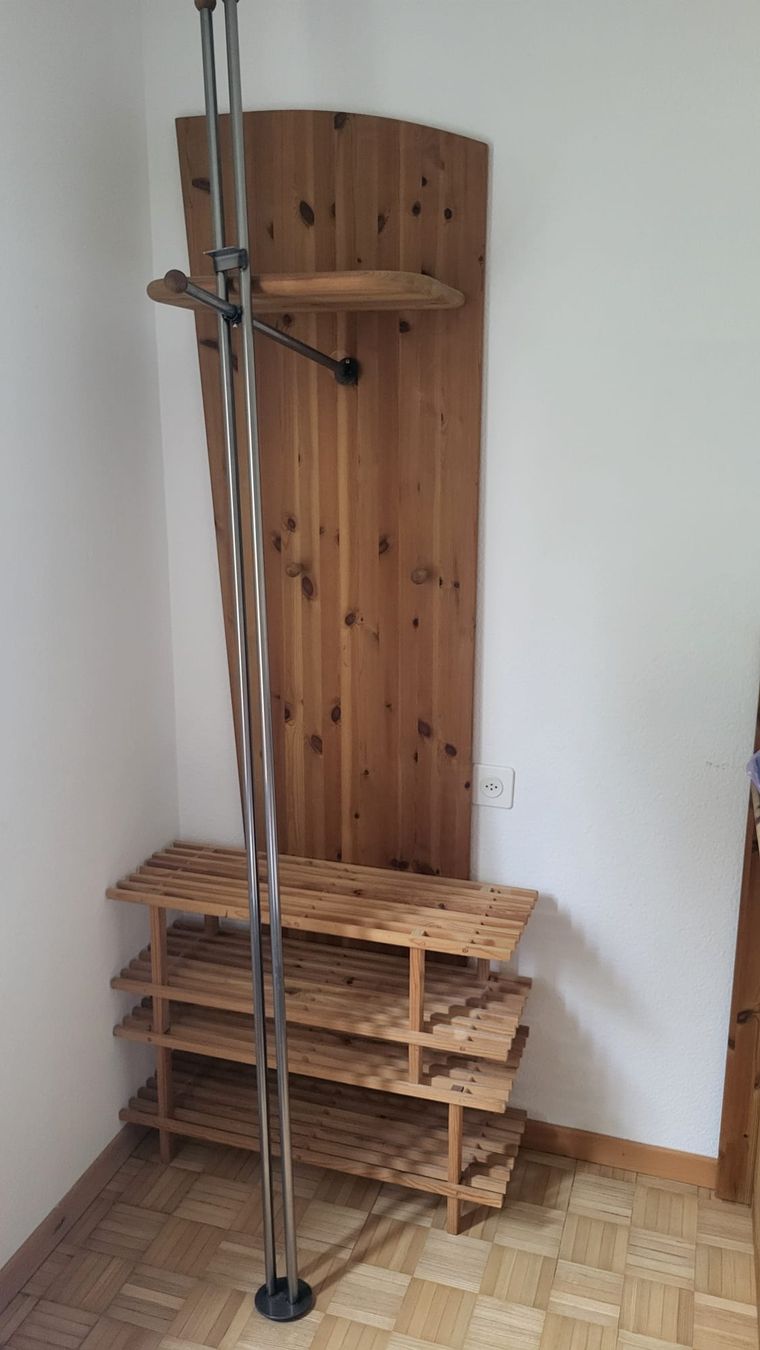 Cassettiere: Holzmöbel-Set mit Kommode & Spiegel – Usato da Arbon venduto da ali_nd8l