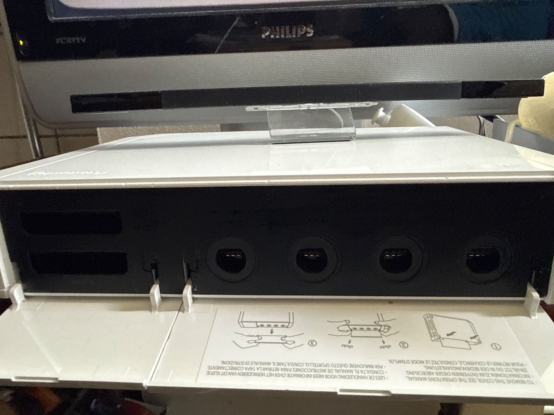 Nintendo Console: Console wii + jeux CD star wars 3 – Usato da St imier venduto da sav_bjf9 4