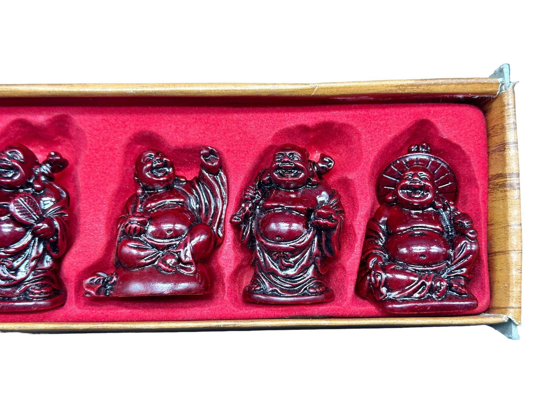 Skulpturen & Statuen: Ensemble six statuettes résine représentant le Bouddha rieur – Gebraucht aus Morges von objetsdepoque 6