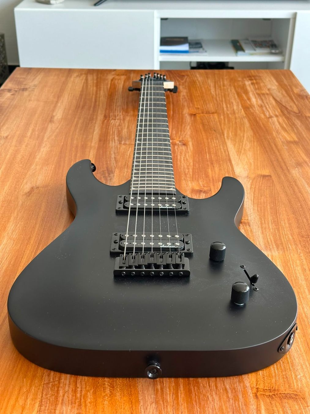 Jackson Musikinstrumente: E-Gitarre Jackson JS22-7 (7-Saiter) – Gebraucht aus Sempach von Leon_M2 3