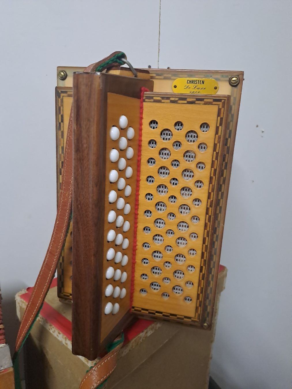 Strumenti musicali: schwyzerorgeli ton B – Usato da Villeneuve venduto da BibiVintage 7