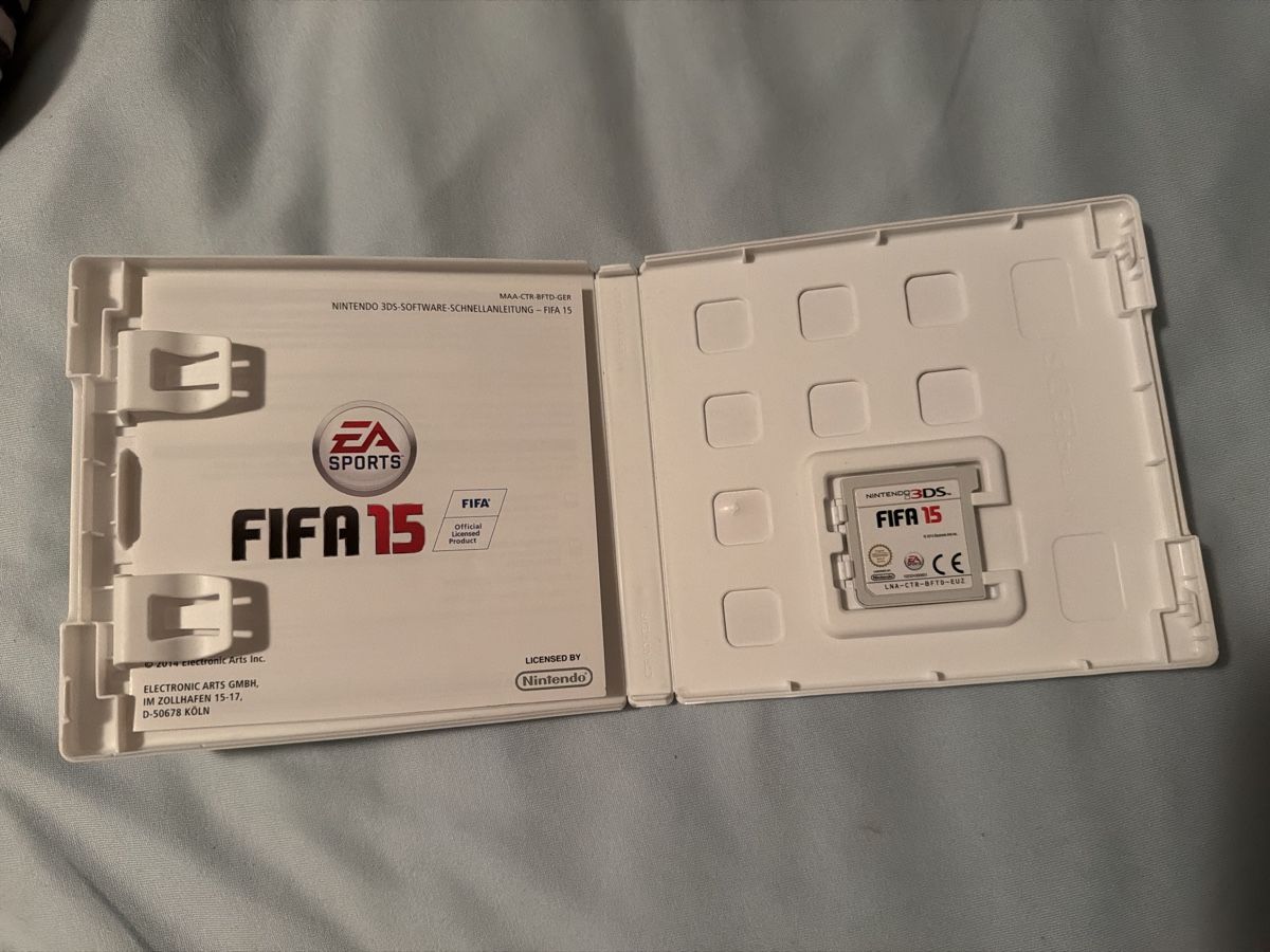 Giochi: Nintendo 3DS fifa 15 – Usato da Sementina venduto da bru_vpp5 1