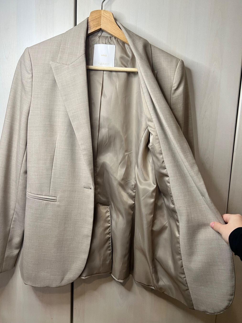 Mango Vestes: Jacket Mango beige – D'occasion à Onex par Alachio 3