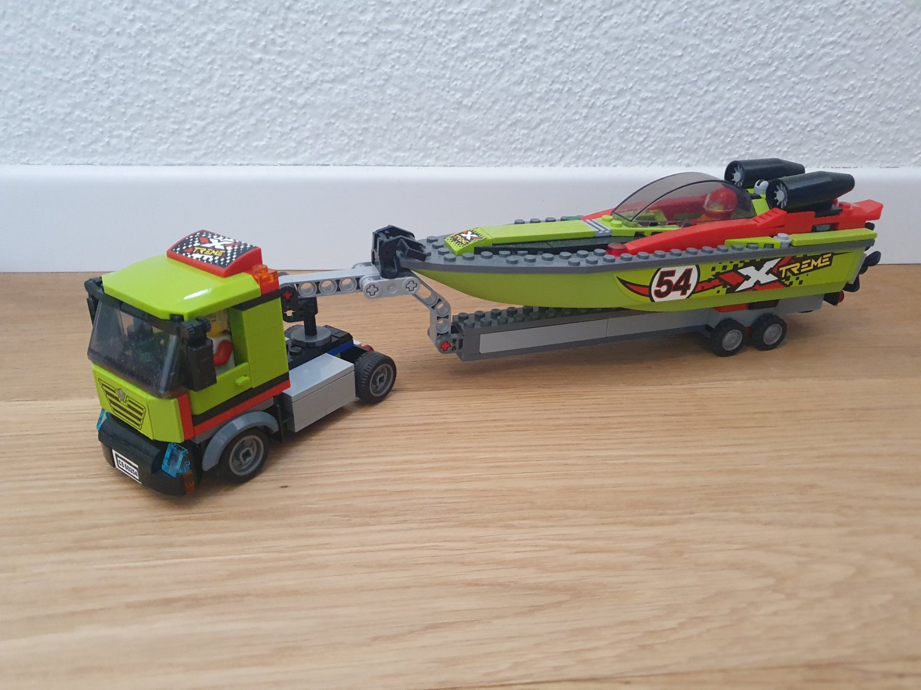 Lego Giocattoli: Lego City 60254 Rennboot Transporter – Usato da Arni AG venduto da Xalia 1