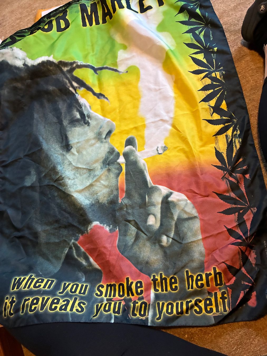 Foulards & écharpes: Bob Marley Halstuch – D'occasion à Urnäsch par schneewittli.
