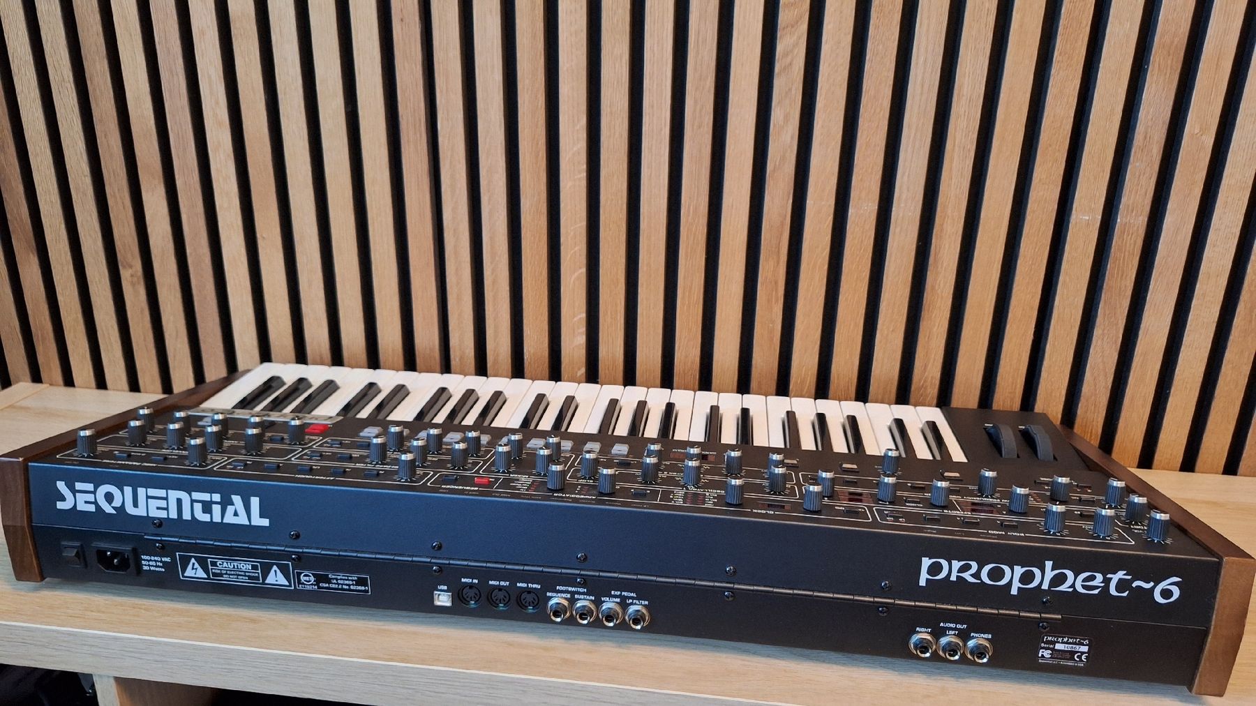 Sequential Musikinstrumente: Sequential Prophet 6 Synthesizer – Gebraucht aus Zürich von simon_h91 3
