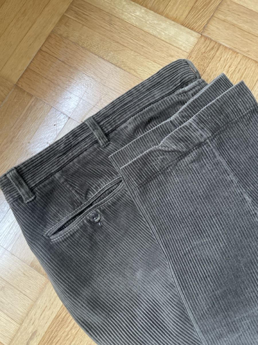 Pantaloni: Boss Cordhose braun – Usato da Freidorf TG venduto da ibipatria