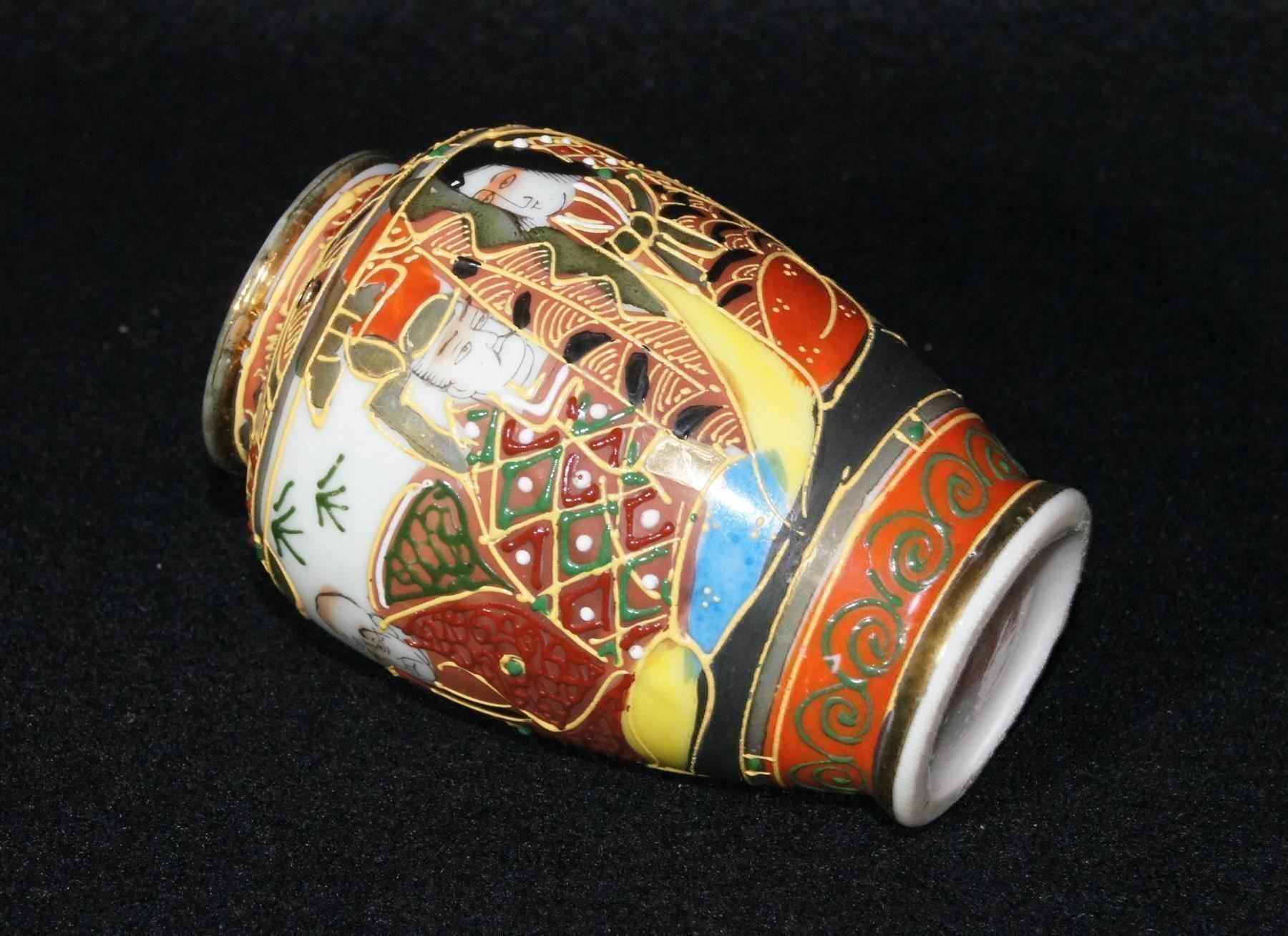Vasen & Gefässe: Satsuma-Vase mit 7 noblen Personen – Neu und originalverpackt aus Geroldswil von ARTEFACTO 4