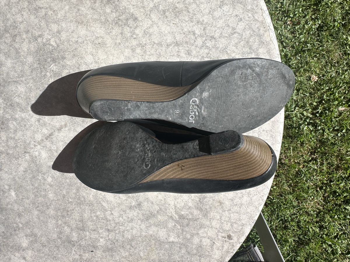 Gabor Scarpe da donna: Gabor Leder Pumps Gr.9 Schwarz, Keilabsatz  – Usato da Muenchenstein venduto da Holiduli 4