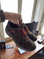 Lowa Gore-Tex Brown Hiking Shoes - GR. 39