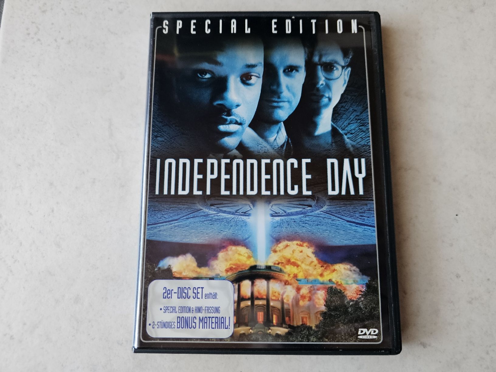 Tutti i DVDs: Independence Day  /  2 Disc Special Edition – Usato da Schneisingen venduto da backstore24