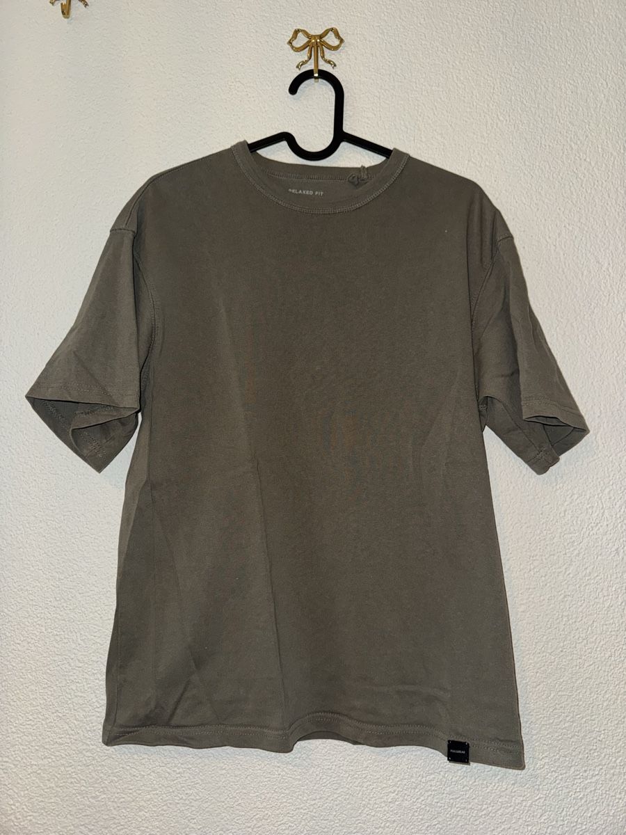 Pull&Bear T-shirt: Tshirt 2er Set – Usato da Effretikon venduto da ajl_rwt5 4