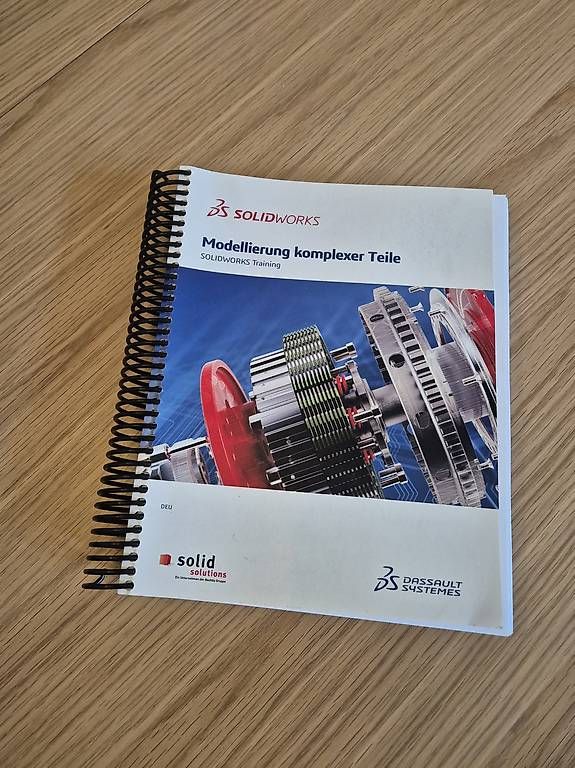 Libri: Solidworks Modellierung komplexer Teile – Usato da Basel venduto da jul_hr8h