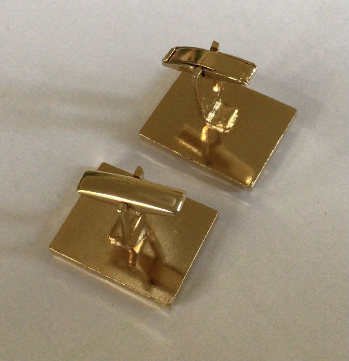 Gemelli: Elegante Manschettenknöpfe mit Krawattenclip – Nuovo (secondo la descrizione) da Ennetbaden venduto da Nab2012 2