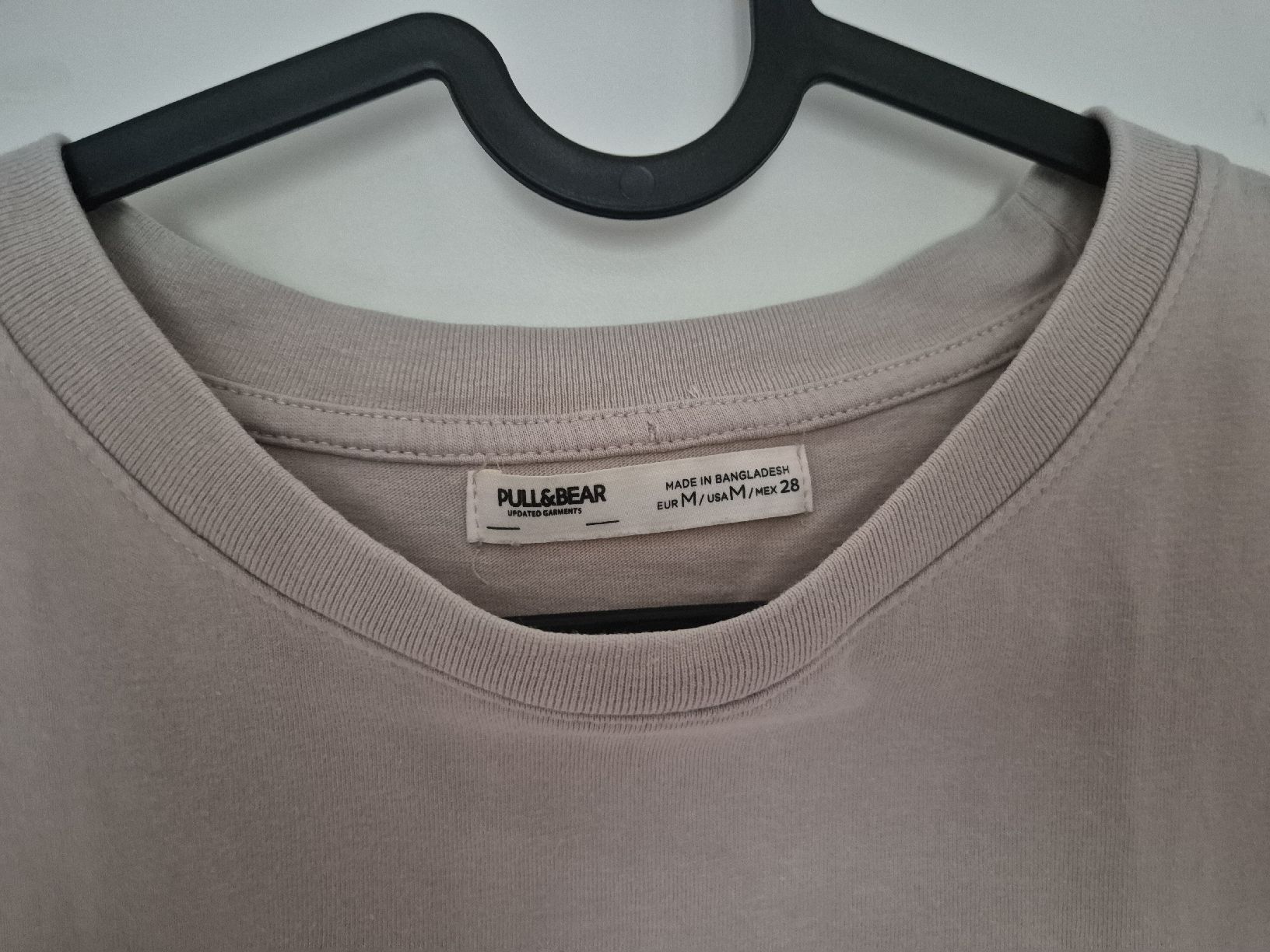 Pull&Bear T-shirts: T-Shirt PULL&BEAR beige – Neuf (Voir description) à Aesch BL par sar_j59l 1