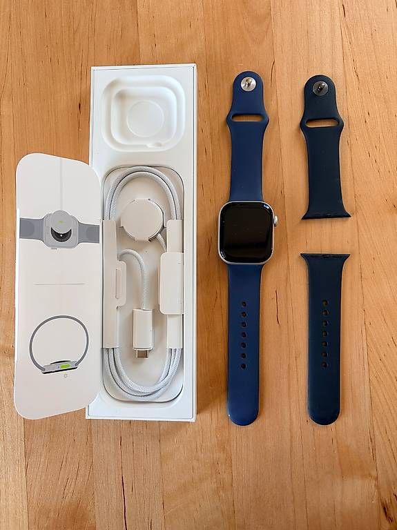 Apple Smartwatch: Apple Watch Serie 10 – Usato da Allschwil venduto da Istin06 1