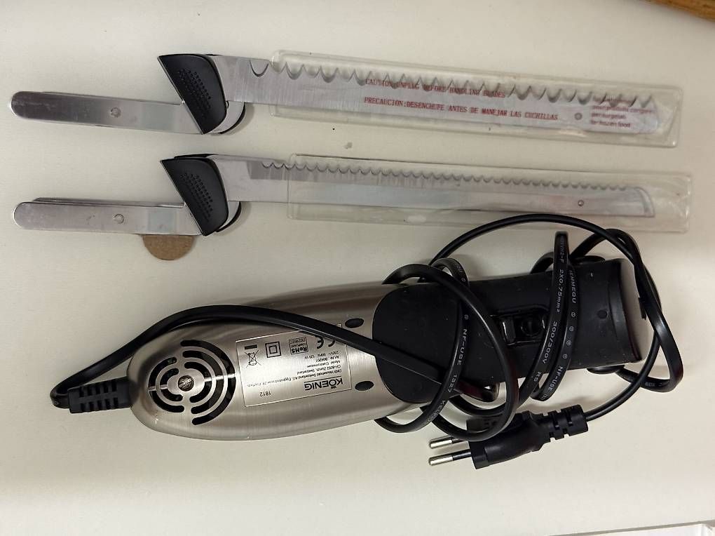 Couteaux de cuisine: Elektrisches Fleischmesser – D'occasion à Au ZH par gei_s28y