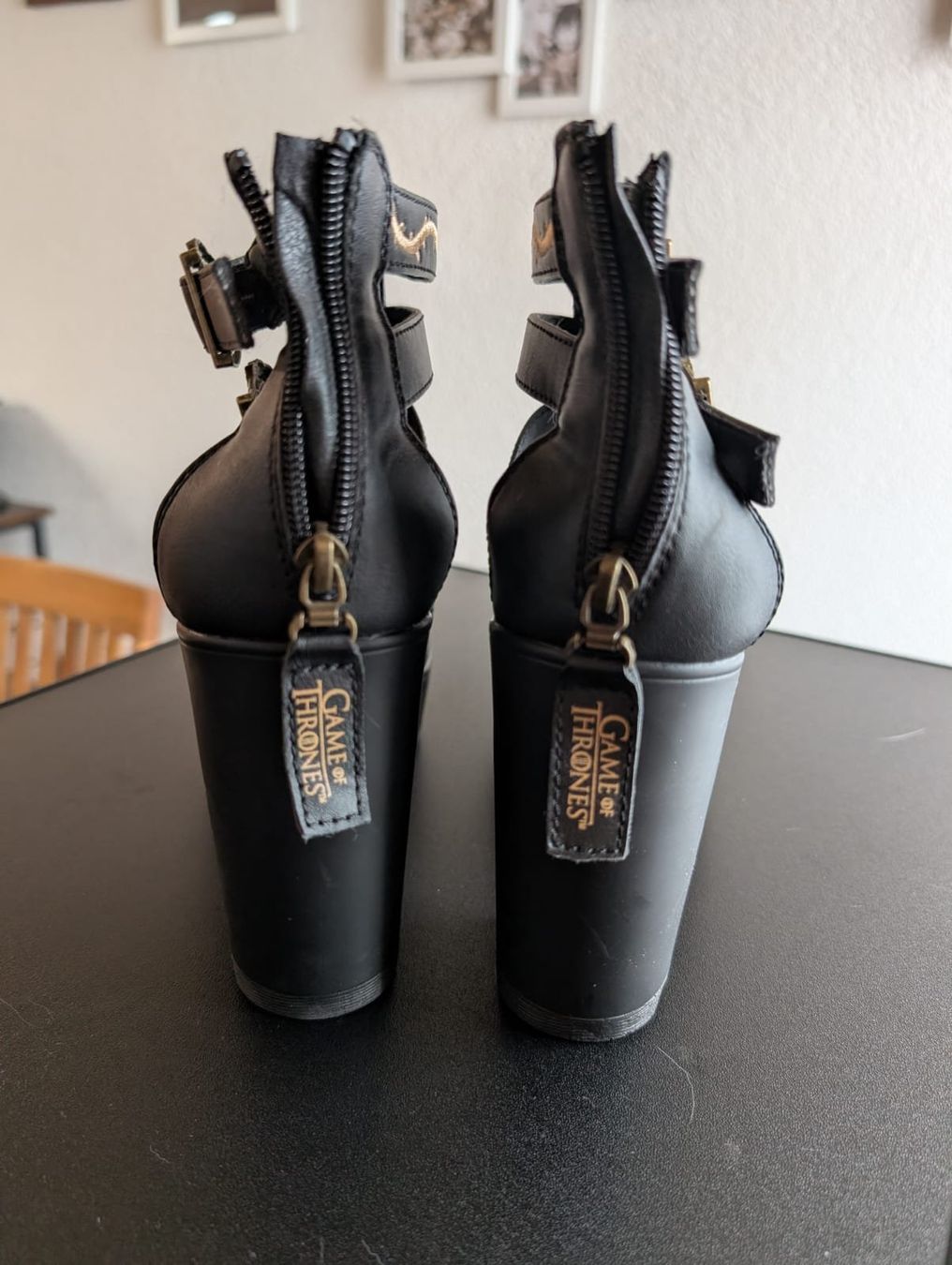 Scarpe da donna: Plateuheels EMP Game of Thrones – Nuovo (secondo la descrizione) da Kradolf venduto da ver_p9ym 1