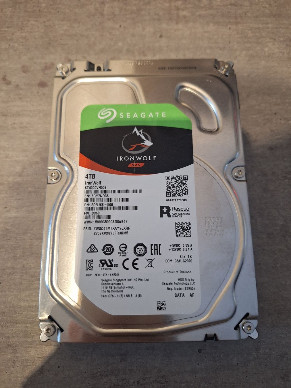 Seagate Dischi rigidi: Seagate Ironwolf 4TB SATA HDD – Usato da Rüfenach AG venduto da JohnSmith